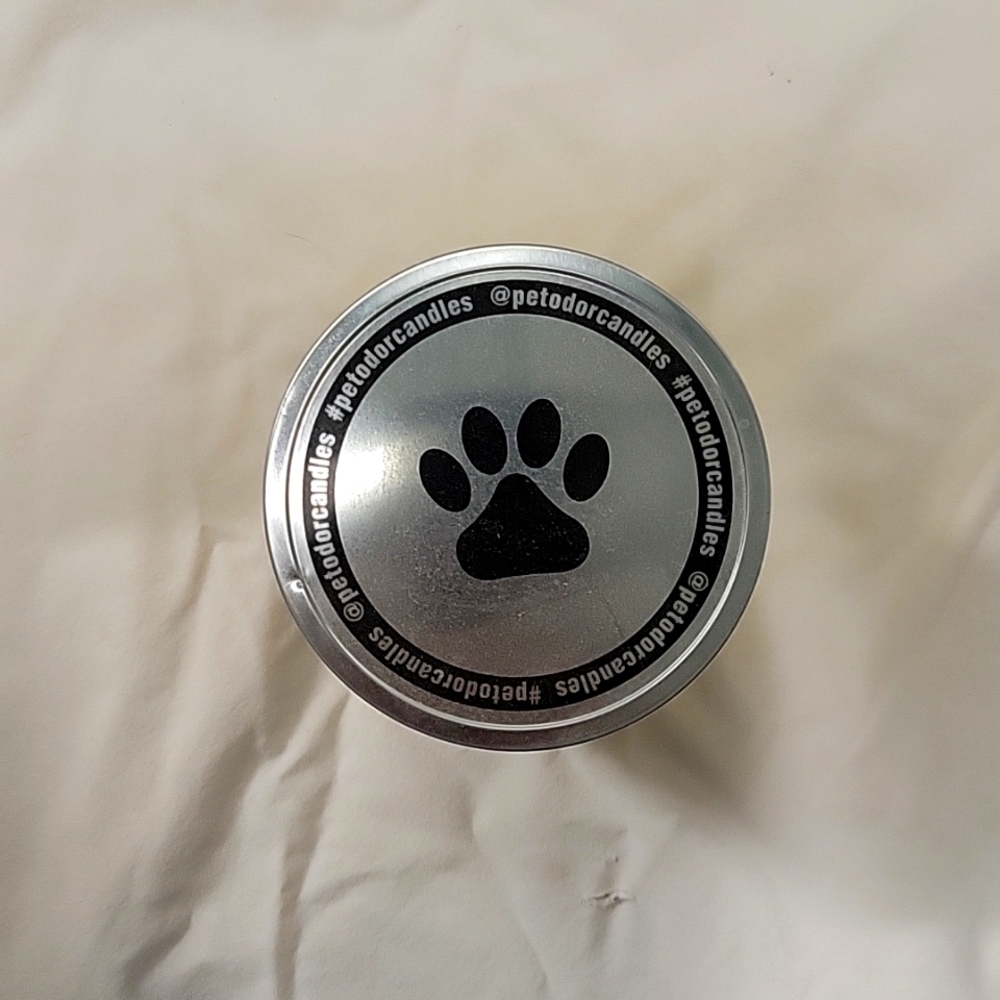 Creamy Vanilla pet odor exterminator candle